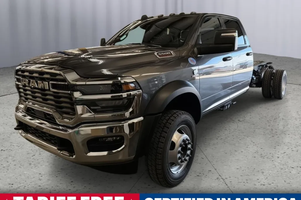 2025 Ram 5500 Tradesman photo 1