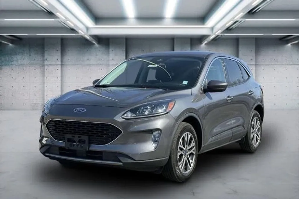 2022 Ford Escape SEL photo 1