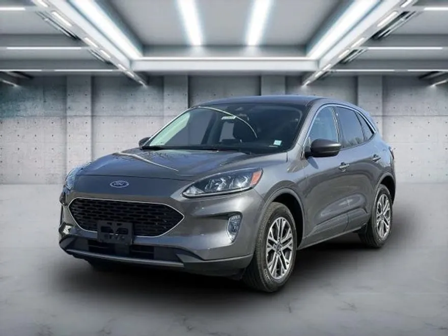2022 Ford Escape SEL photo 1