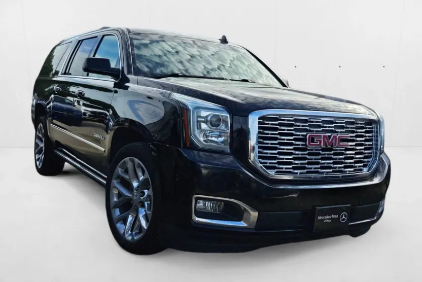 2018 Gmc Yukon XL Denali photo 1