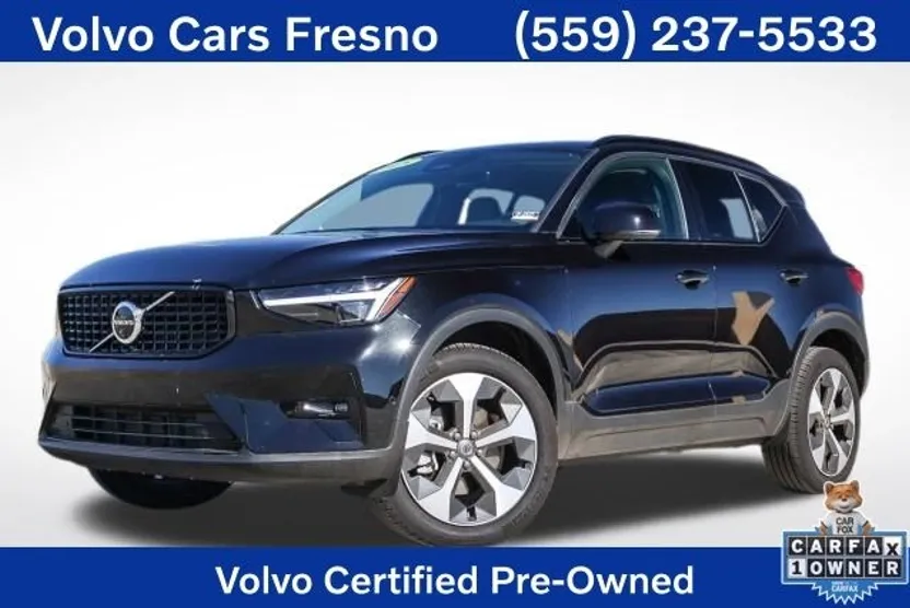 2025 Volvo XC40 Plus photo 1
