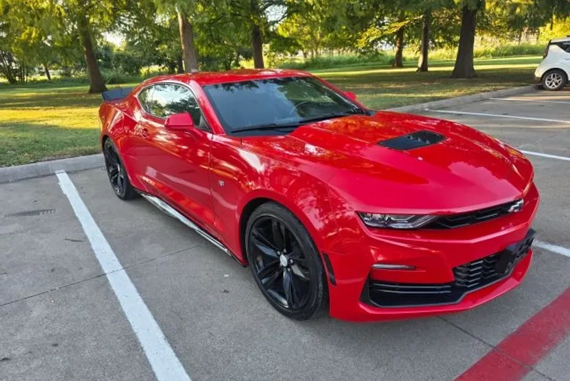 2020 Chevrolet Camaro Coupe photo 1