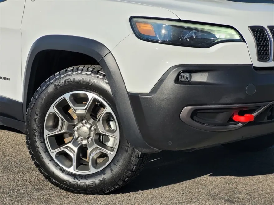 2022 Jeep Cherokee Trailhawk photo 1