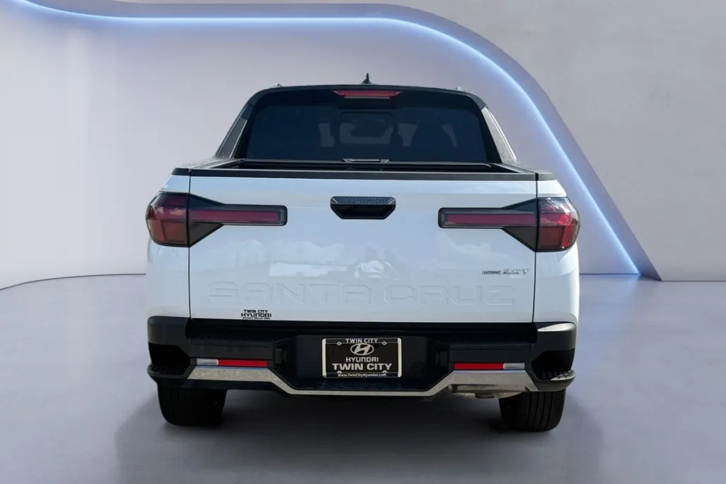 2024 Hyundai Santa Cruz Limited photo 1