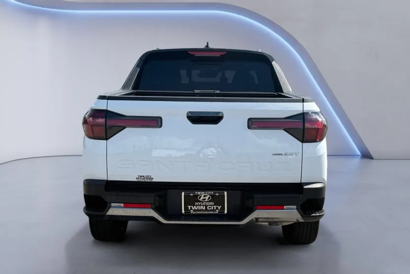 2024 Hyundai Santa Cruz Limited photo 1