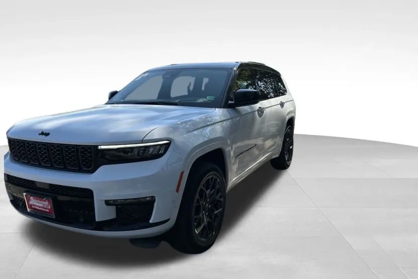 2025 Jeep Grand Cherokee L Summit photo 1