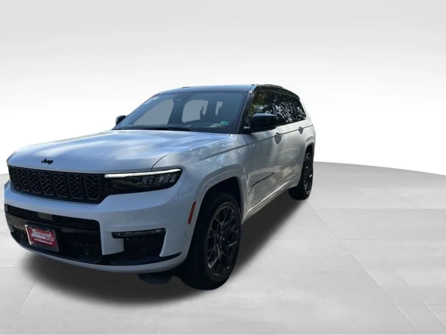 2025 Jeep Grand Cherokee L Summit photo 1