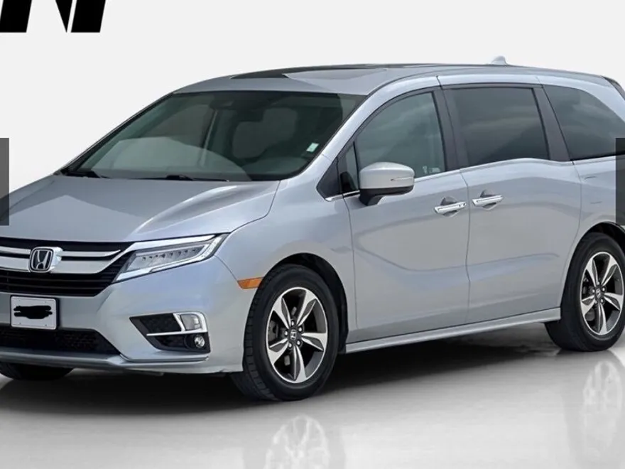 2020 Honda Odyssey Touring photo 1
