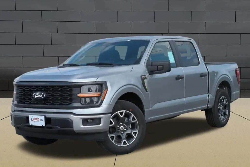 2025 Ford F-150 STX photo 1