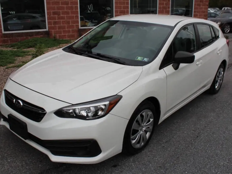 2022 Subaru Impreza Base photo 1