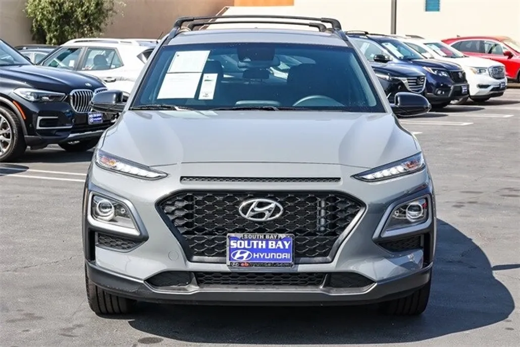2021 Hyundai Kona SEL Plus photo 1