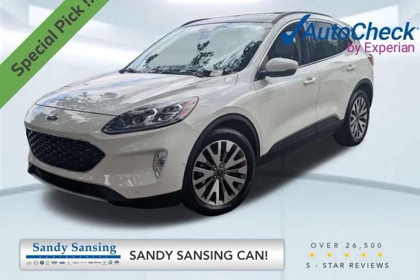 2020 Ford Escape Titanium Hybrid photo 1
