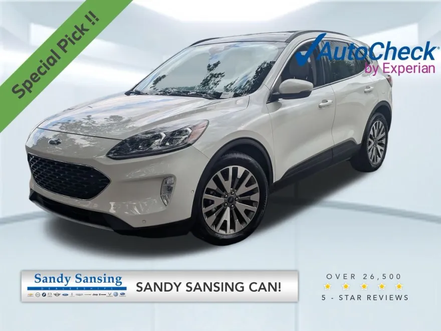 2020 Ford Escape Titanium Hybrid photo 1