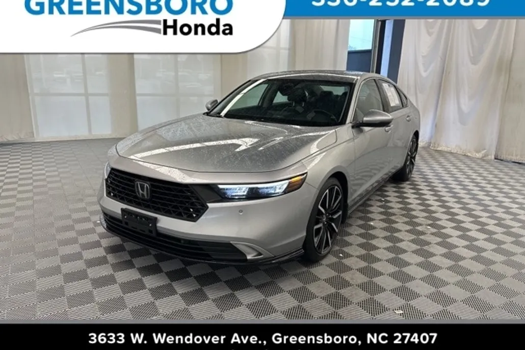 2024 Honda Accord Hybrid Touring photo 1