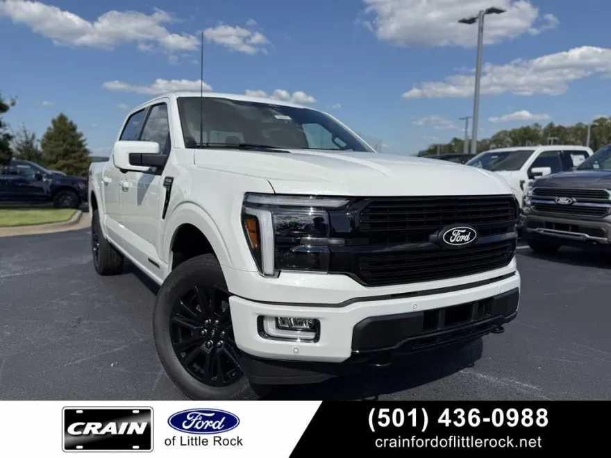 2025 Ford F-150 Platinum photo 1