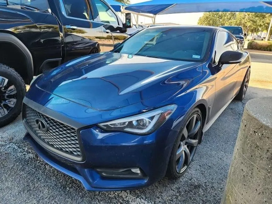 2018 Infiniti Q60 Red Sport 400 photo 1