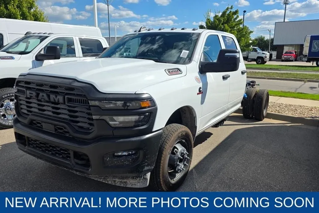 2026 Ram 3500 Tradesman photo 1