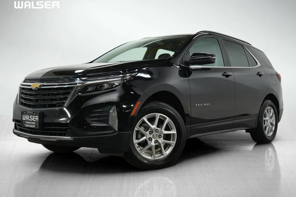 2024 Chevrolet Equinox LT photo 1