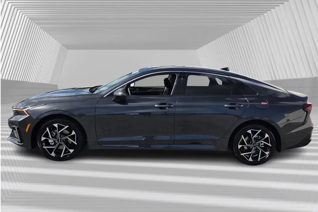 2026 Kia K5 EX photo 1