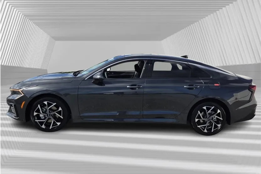 2026 Kia K5 EX photo 1