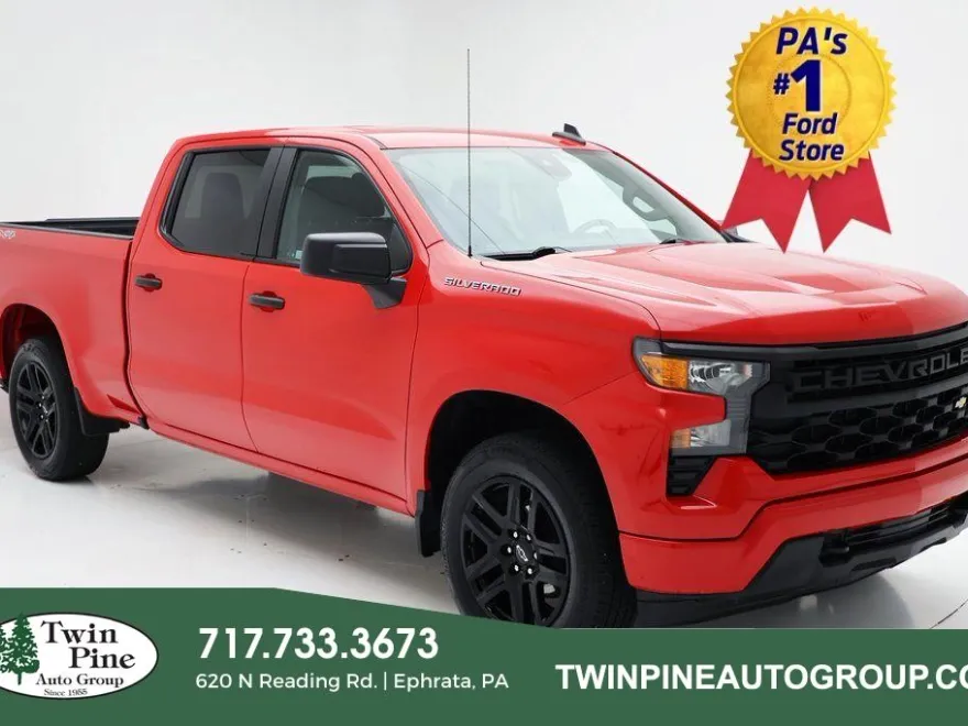2022 Chevrolet Silverado 1500 Custom photo 1