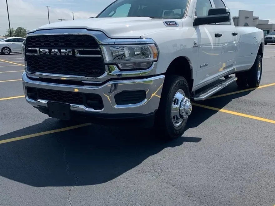 2024 Ram 3500 Tradesman photo 1