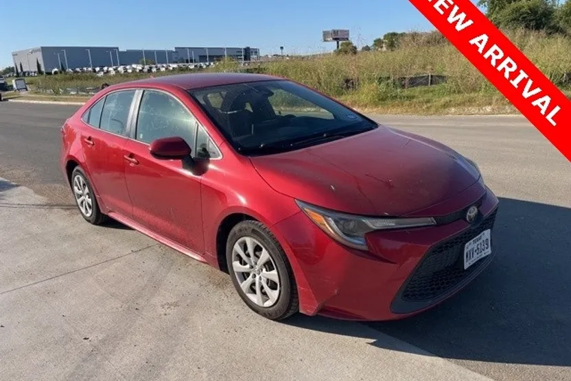 2020 Toyota Corolla LE photo 1