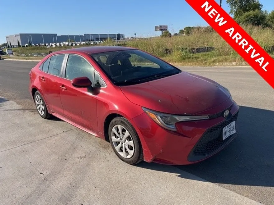 2020 Toyota Corolla LE photo 1