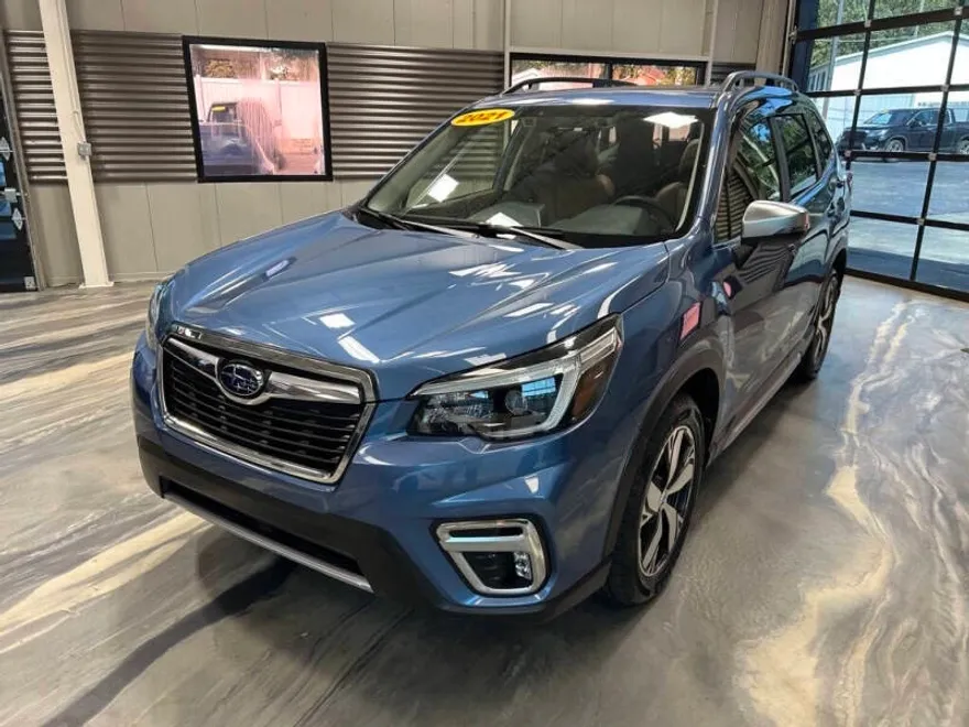 2021 Subaru Forester Touring photo 1