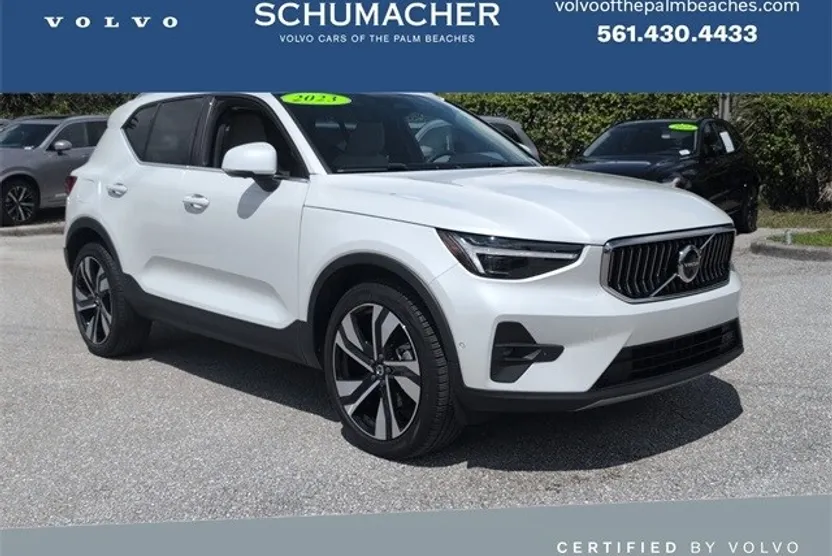 2023 Volvo XC40 Ultimate photo 1