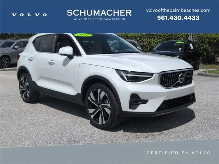 2023 Volvo XC40 Ultimate photo 1