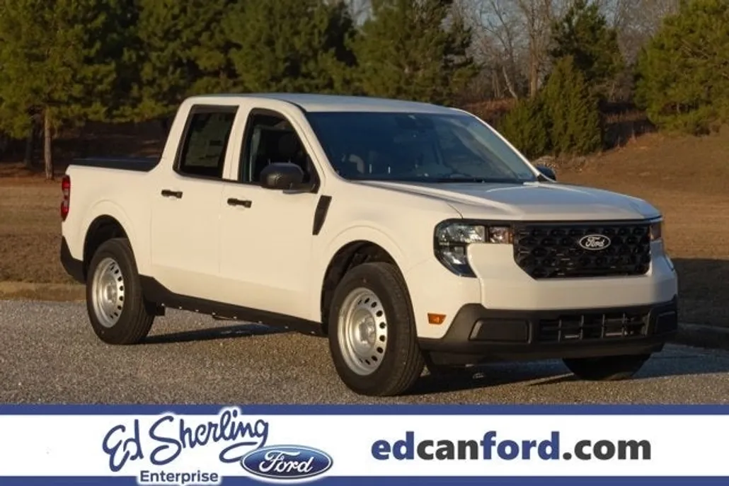 2025 Ford Maverick XL photo 1
