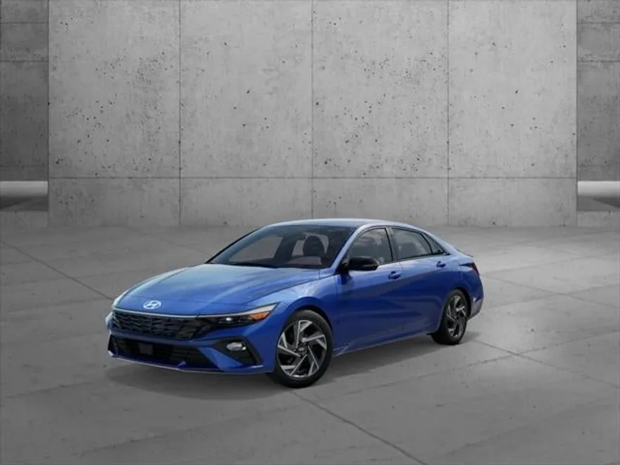 2025 Hyundai Elantra SEL Sport photo 1