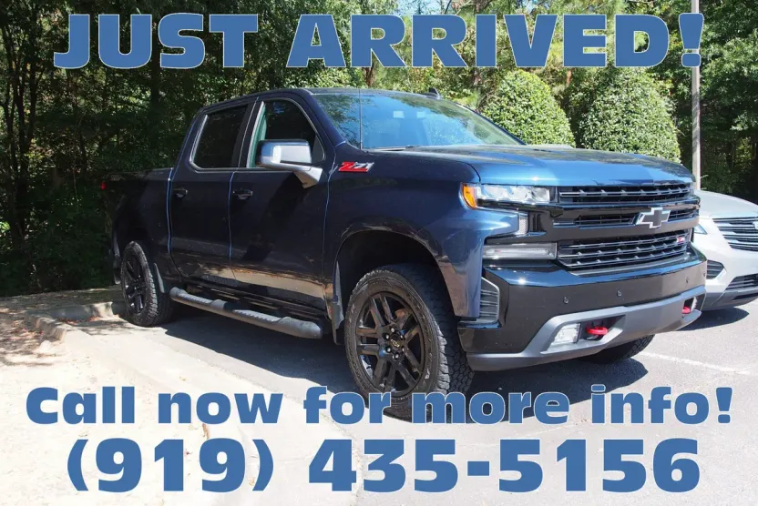 2018 Chevrolet Silverado LT photo 1