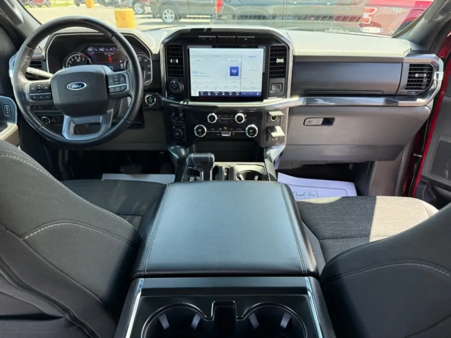 2021 Ford F-150 XLT photo 19
