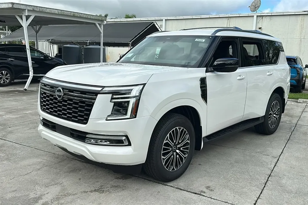2025 Nissan Armada SL photo 1