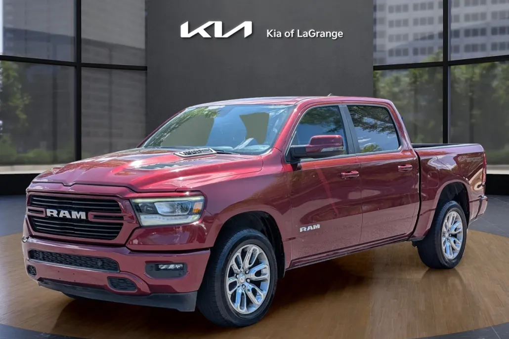 2023 Ram 1500 Laramie photo 1