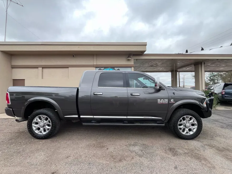 2018 Ram 2500 Laramie Limited photo 1