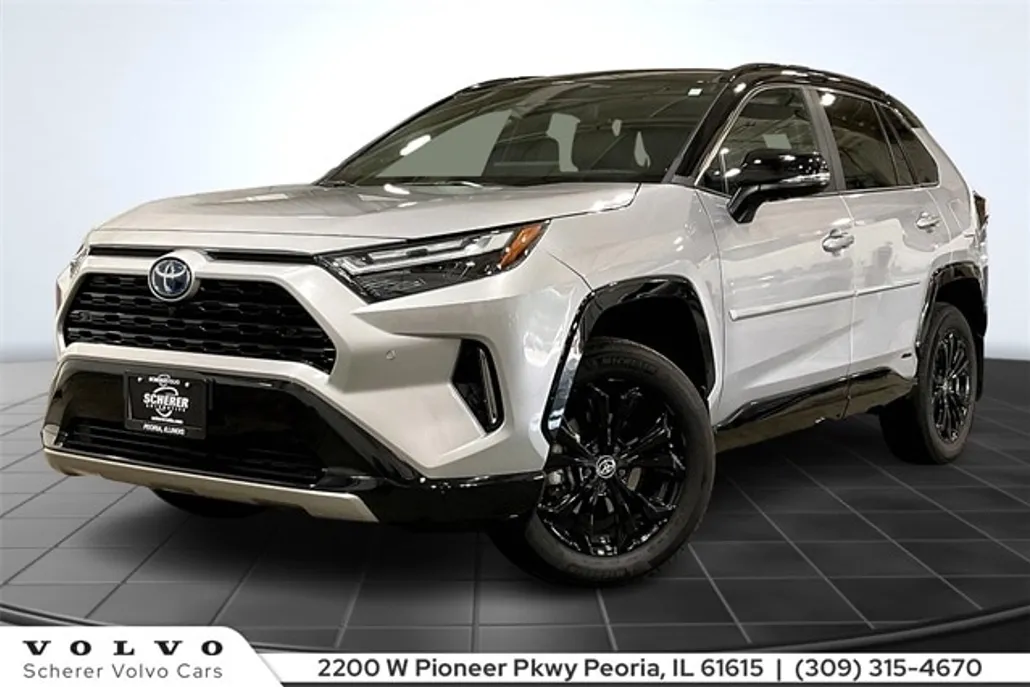 2024 Toyota RAV4 Hybrid XSE photo 1