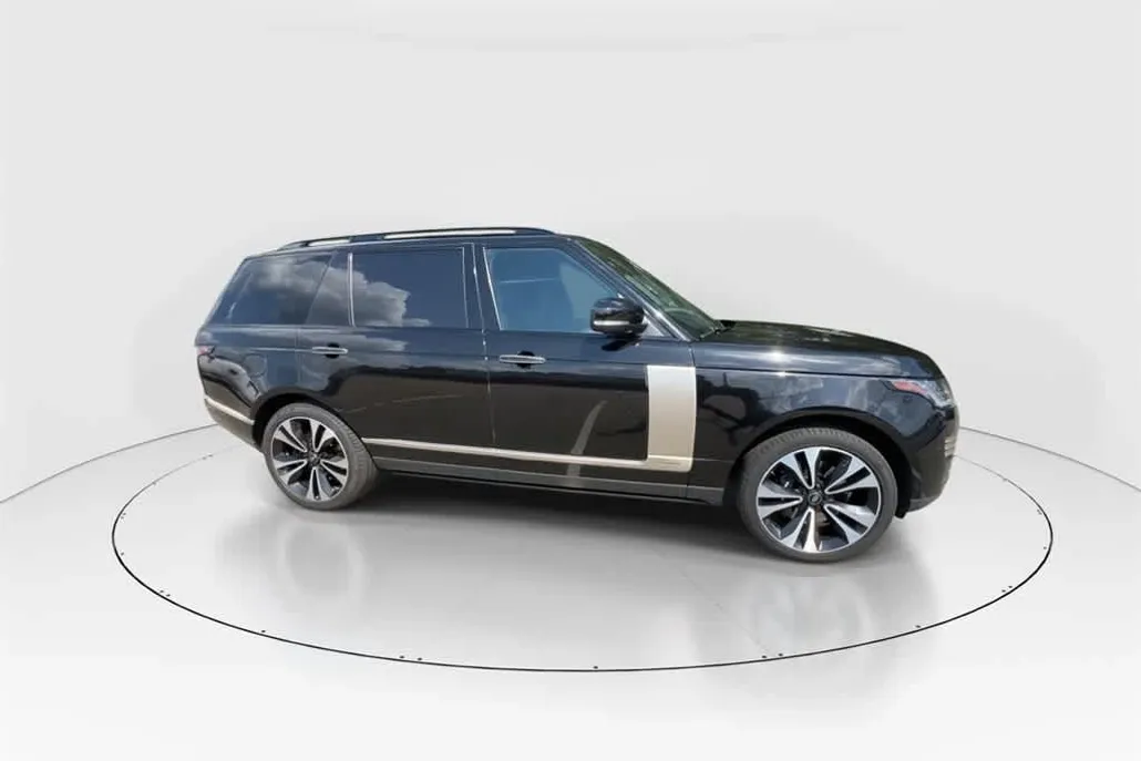 2021 Land Rover Range Rover P525 Autobiography photo 1