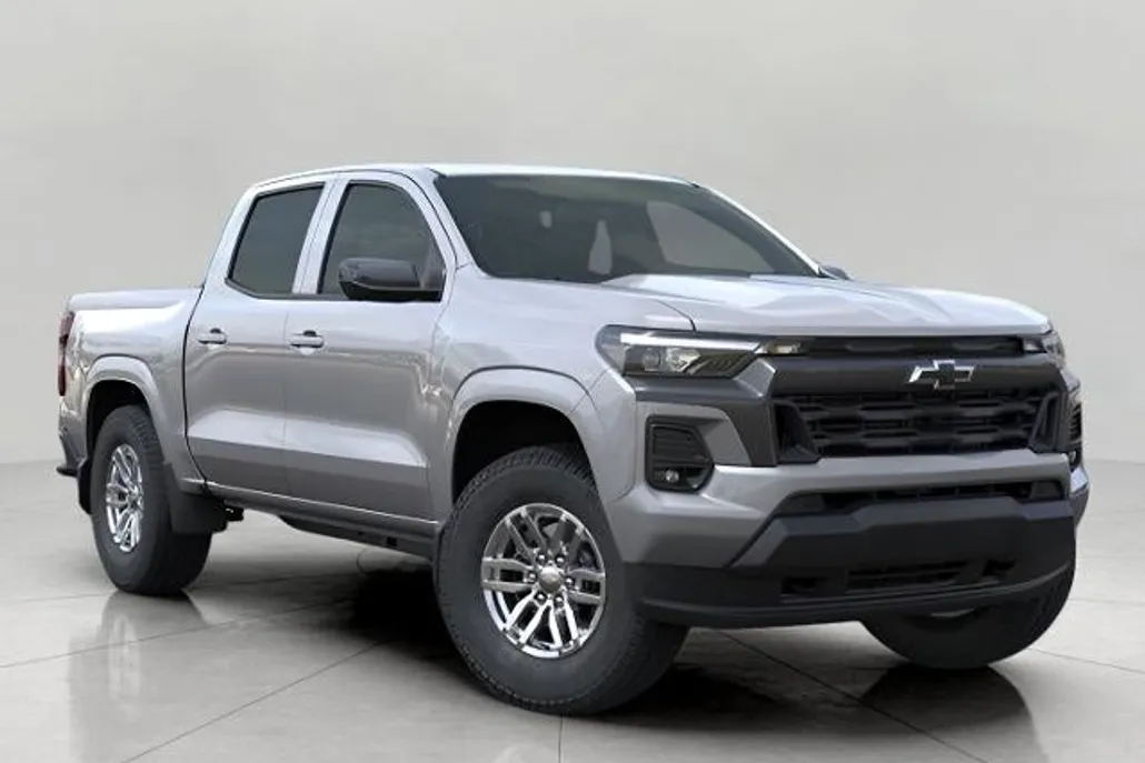 2025 Chevrolet Colorado Work Truck LT photo 1