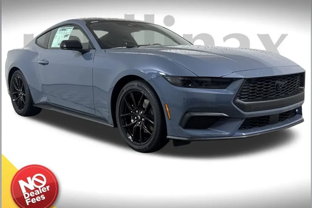 2025 Ford Mustang EcoBoost photo 1