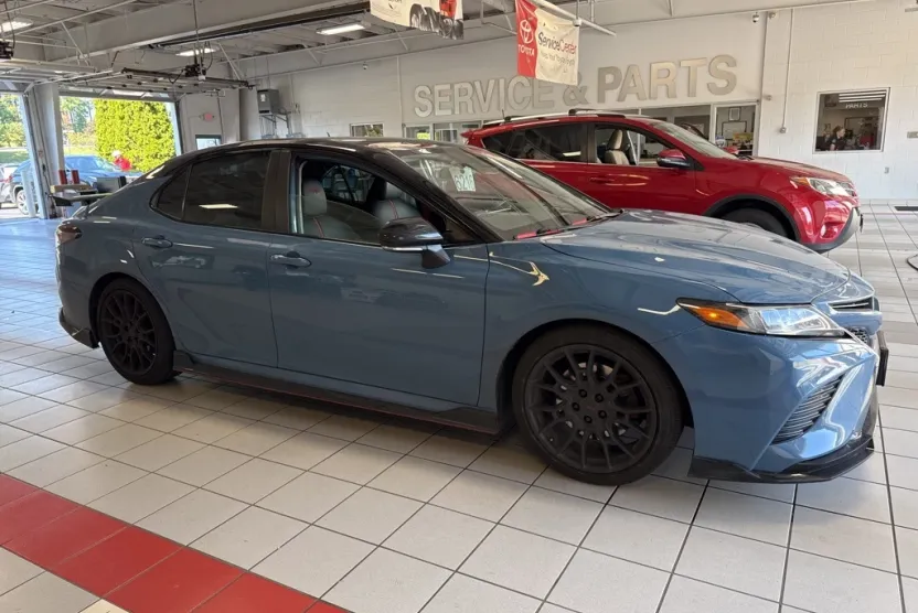2022 Toyota Camry TRD V6 photo 1