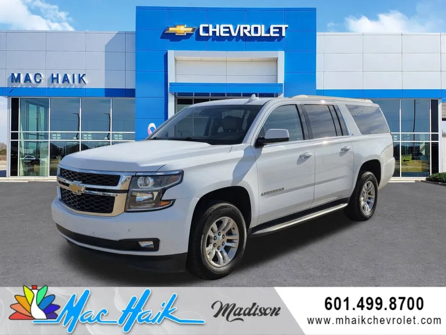 2018 Chevrolet Suburban LT photo 1