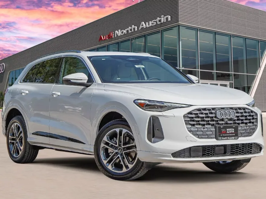 2025 Audi Q5 2.0T Premium Plus photo 1