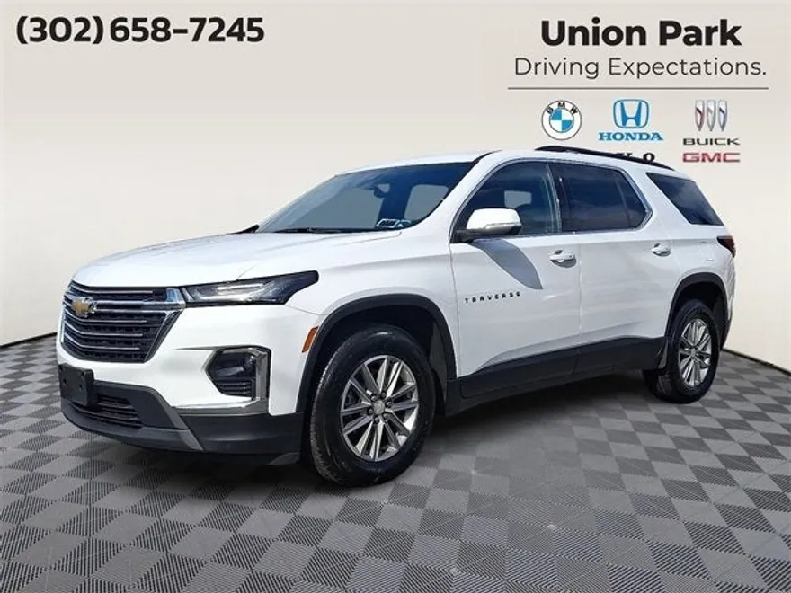 2023 Chevrolet Traverse Leather photo 1