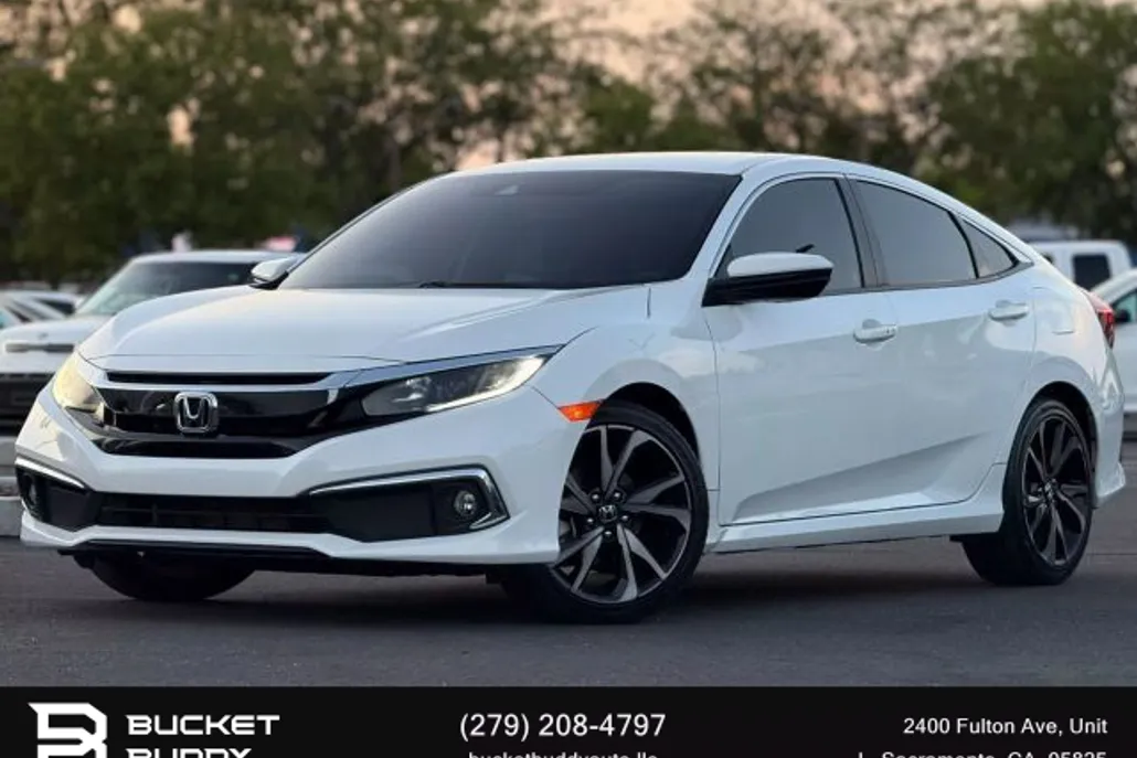 2021 Honda Civic Sport photo 1