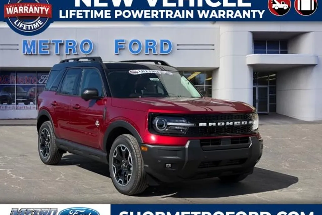 2025 Ford Bronco Sport Outer Banks photo 1