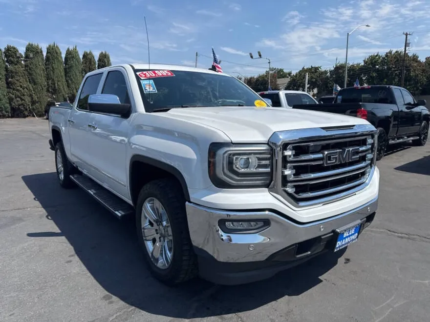 2017 Gmc Sierra 1500 SLT photo 1