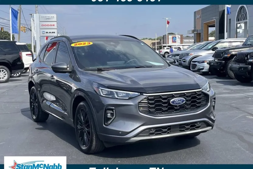 2023 Ford Escape ST-Line Elite photo 1